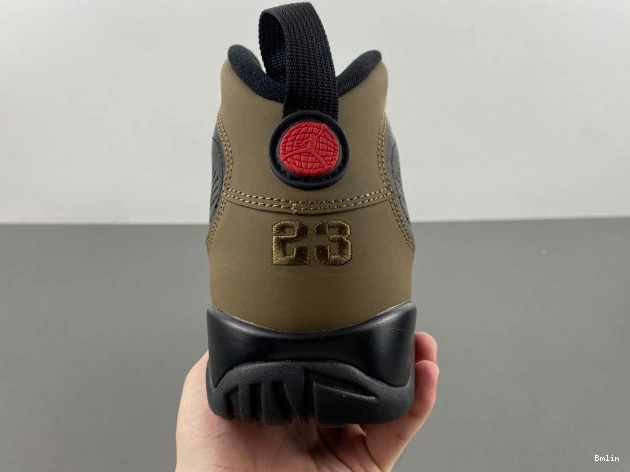 Bmlin Air 9 HV4794-030 Olive Jordan 0711